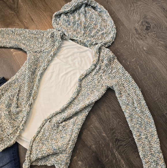 Anthropologie knit cardigan - Picture 3 of 13